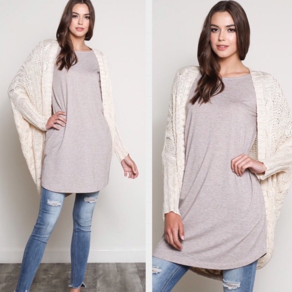 ⭐️Wishlist Cream Cable Knit Open Cardigan.